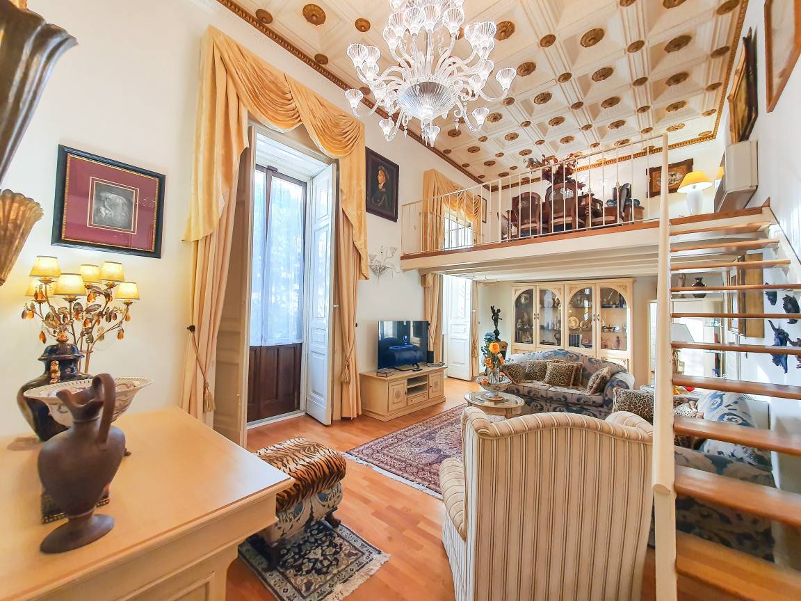 185 M² Apartment ∙ 3 Bedrooms ∙ 6 Guests - Catania