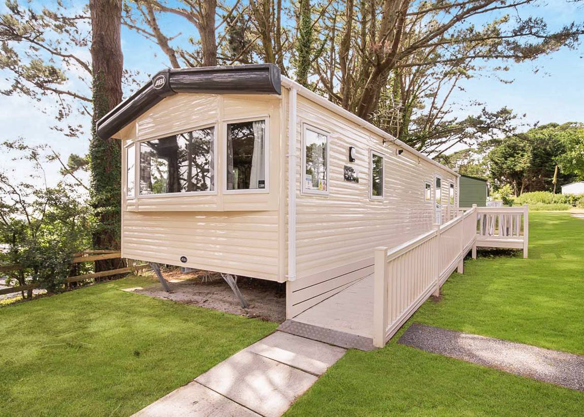 Caravan ∙ 2 Bedrooms ∙ 6 Guests - Windermere