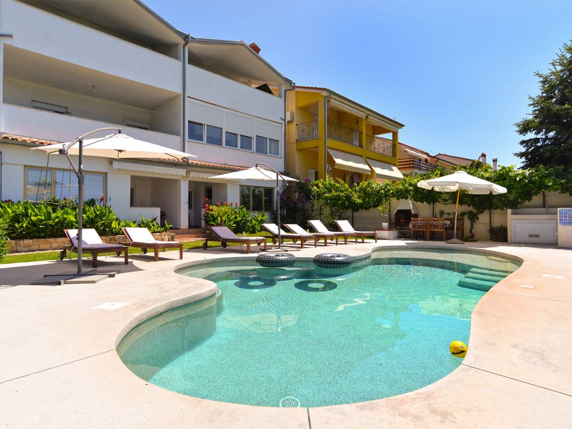 40 M² Apartment ∙ 1 Bedroom ∙ 4 Guests - Pula