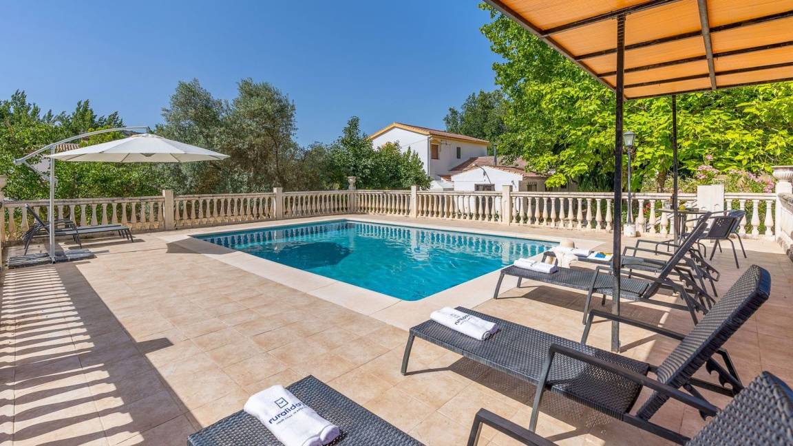 175 M² Ferienhaus ∙ 4 Schlafzimmer ∙ 8 Gäste - Montefrío