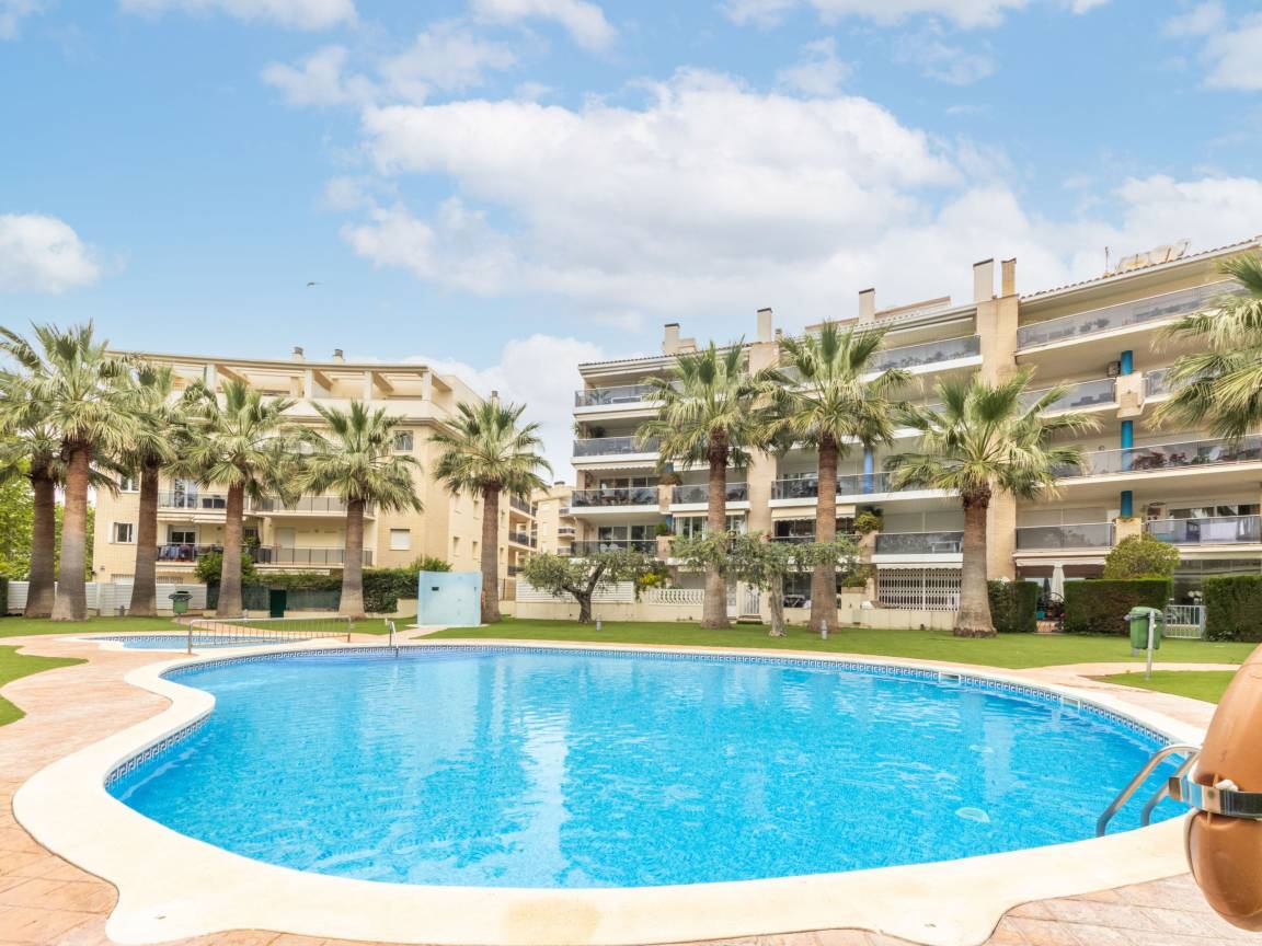 90 M² Apartment ∙ 1 Bedroom ∙ 5 Guests - Cambrils
