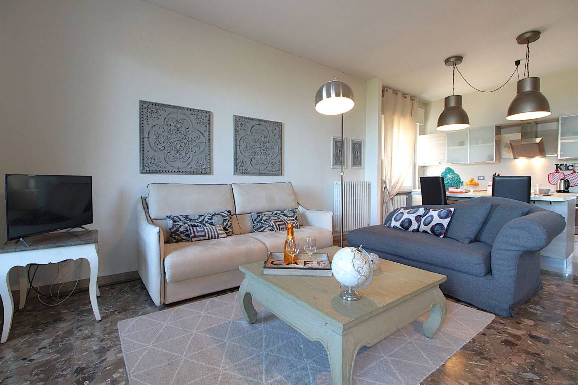 100 M² Appartement ∙ 2 Chambres ∙ 6 Personnes - Sirmione