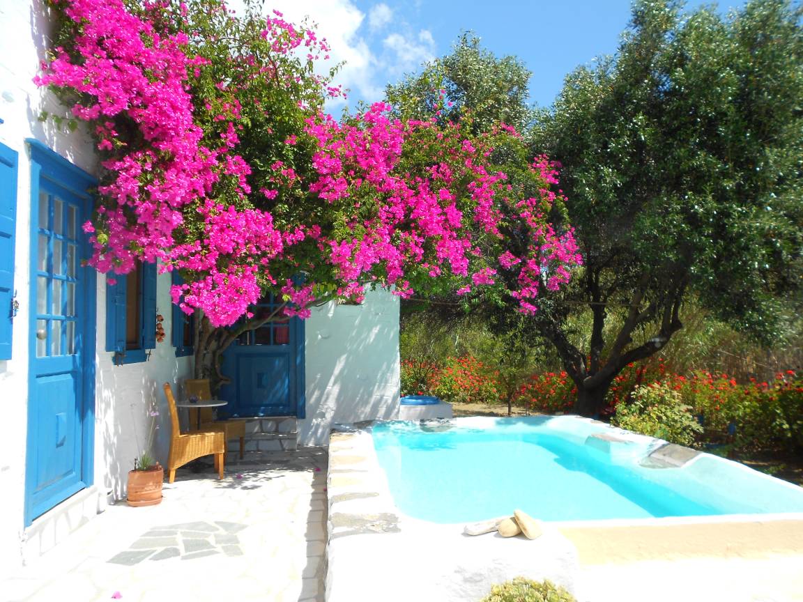186 M² Farmhouse ∙ 3 Bedrooms ∙ 6 Guests - Greece