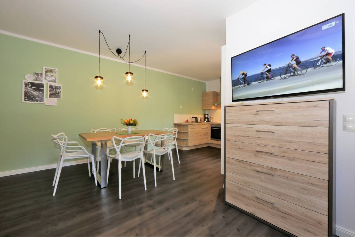 90 m² Ferienwohnung ∙ 2 Schlafzimmer ∙ 5 Gäste – Bild 9