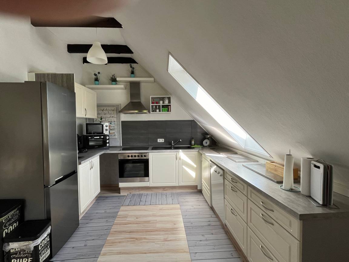 80 m² Ferienwohnung ∙ 1 Schlafzimmer ∙ 6 Gäste – Bild 12