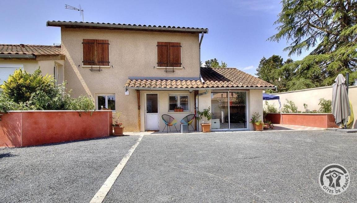 70 M² Gîte ∙ 2 Chambres ∙ 6 Personnes - Beaujolais