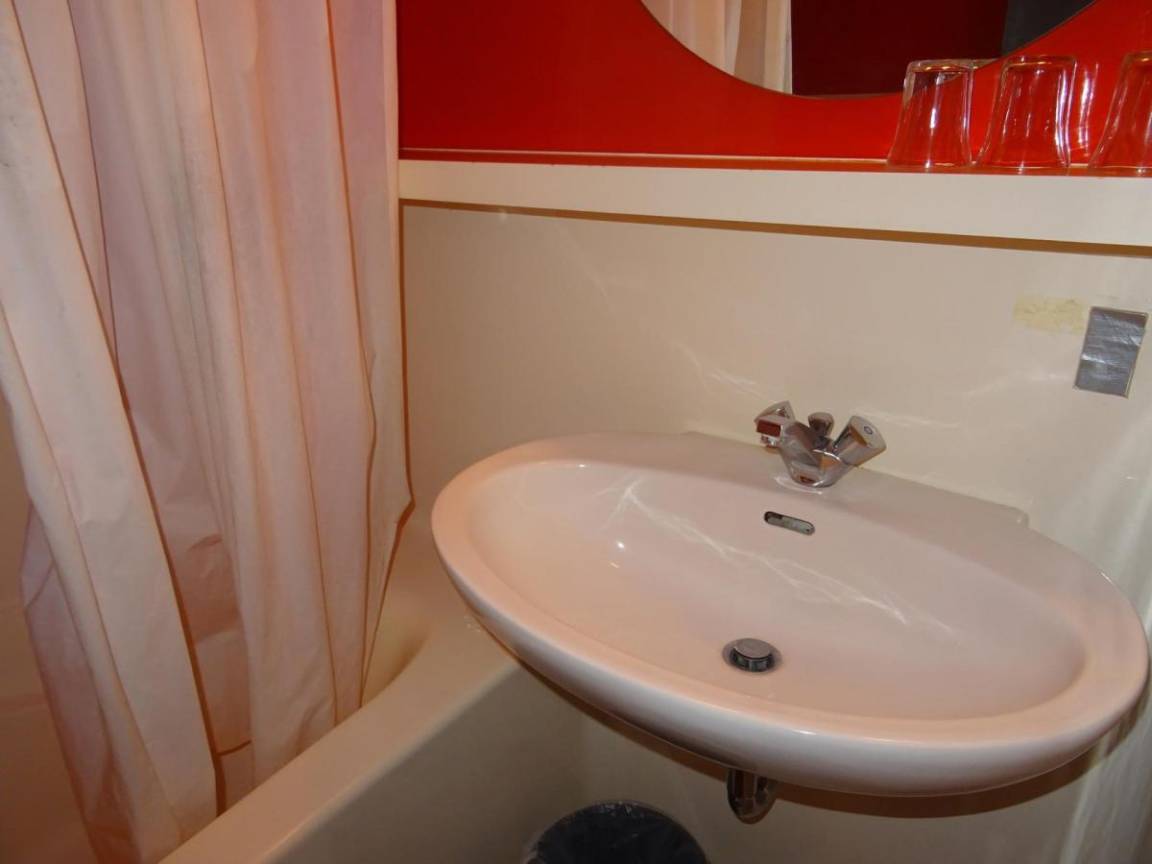 25 m&sup2; Studio 1 Schlafzimmer 4 G&auml;ste