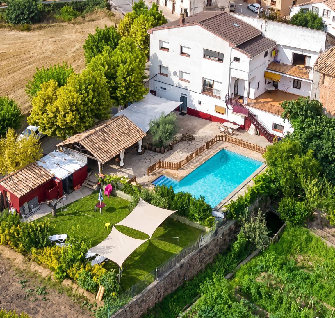 90 M² Apartamento ∙ 3 Habitaciones ∙ 6 Huéspedes - Graus
