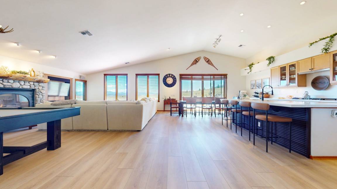 299 M² Condo ∙ 5 Bedrooms ∙ 12 Guests - Mammoth Lakes, CA