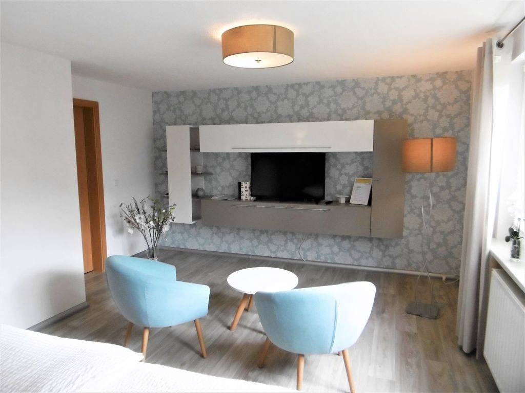 64 M² Ferienwohnung ∙ 1 Schlafzimmer ∙ 4 Gäste - Stralsund