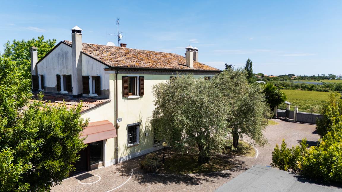 155 M² Apartment ∙ 3 Bedrooms ∙ 6 Guests - Rimini