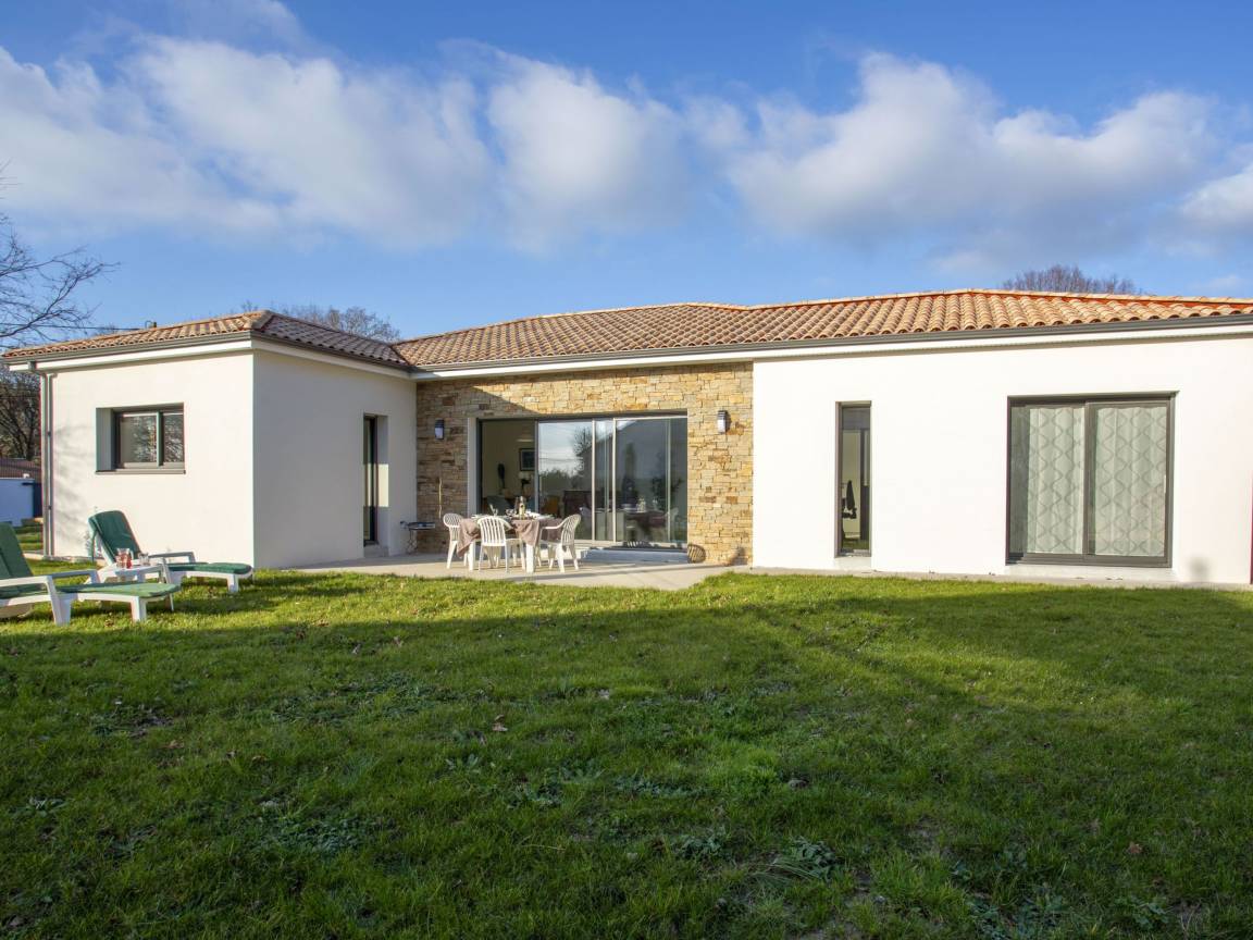 108 M² Appartement ∙ 1 Slaapkamer ∙ 4 Gasten - Saint-Michel-Chef-Chef