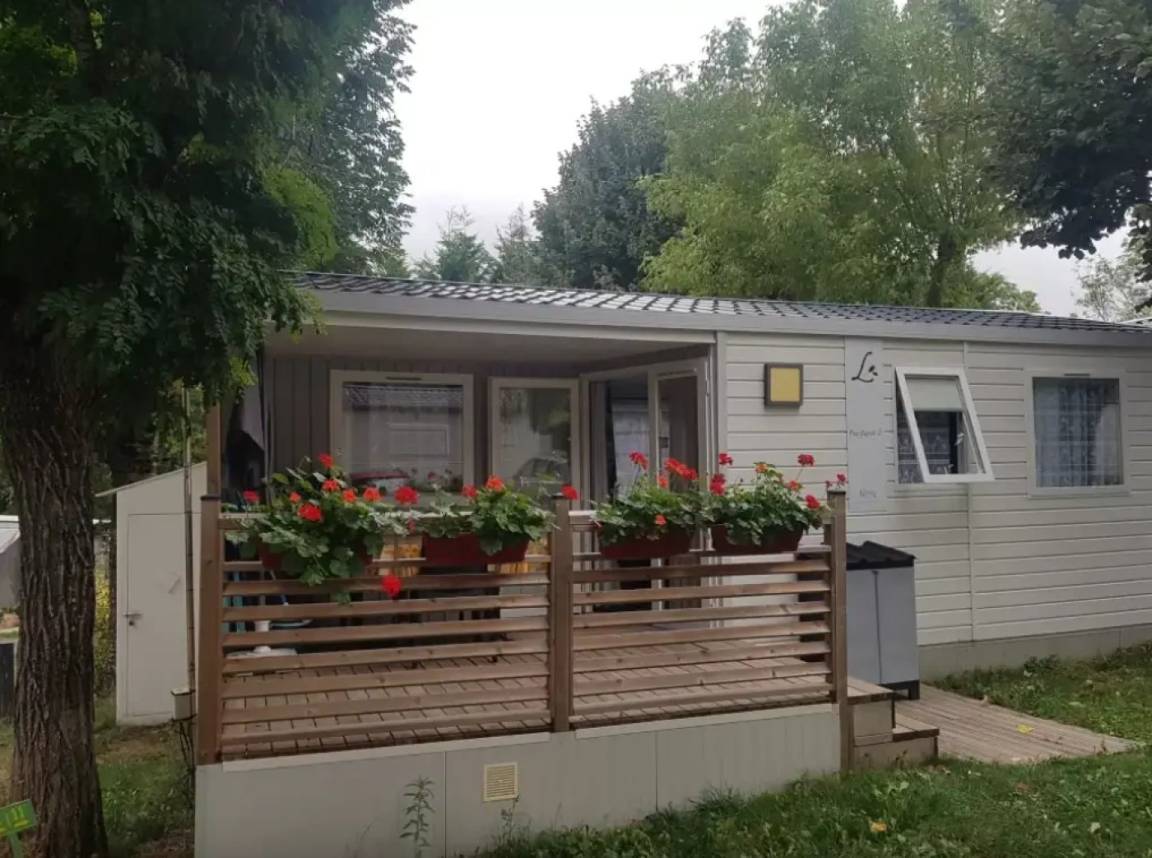 20 M² Camping ∙ 2 Habitaciones ∙ 4 Huéspedes - Arreau