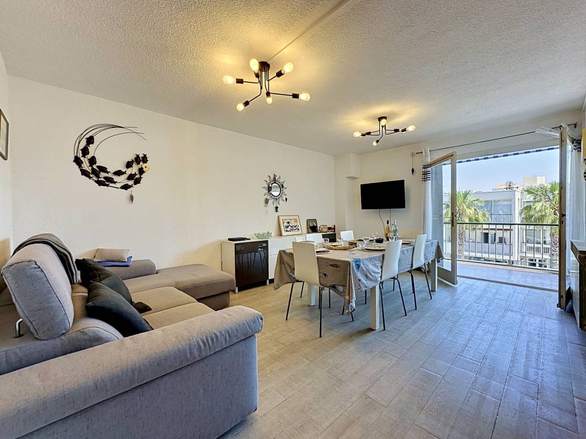 55 M² Apartment ∙ 2 Bedrooms ∙ 5 Guests - Le Grau-du-Roi