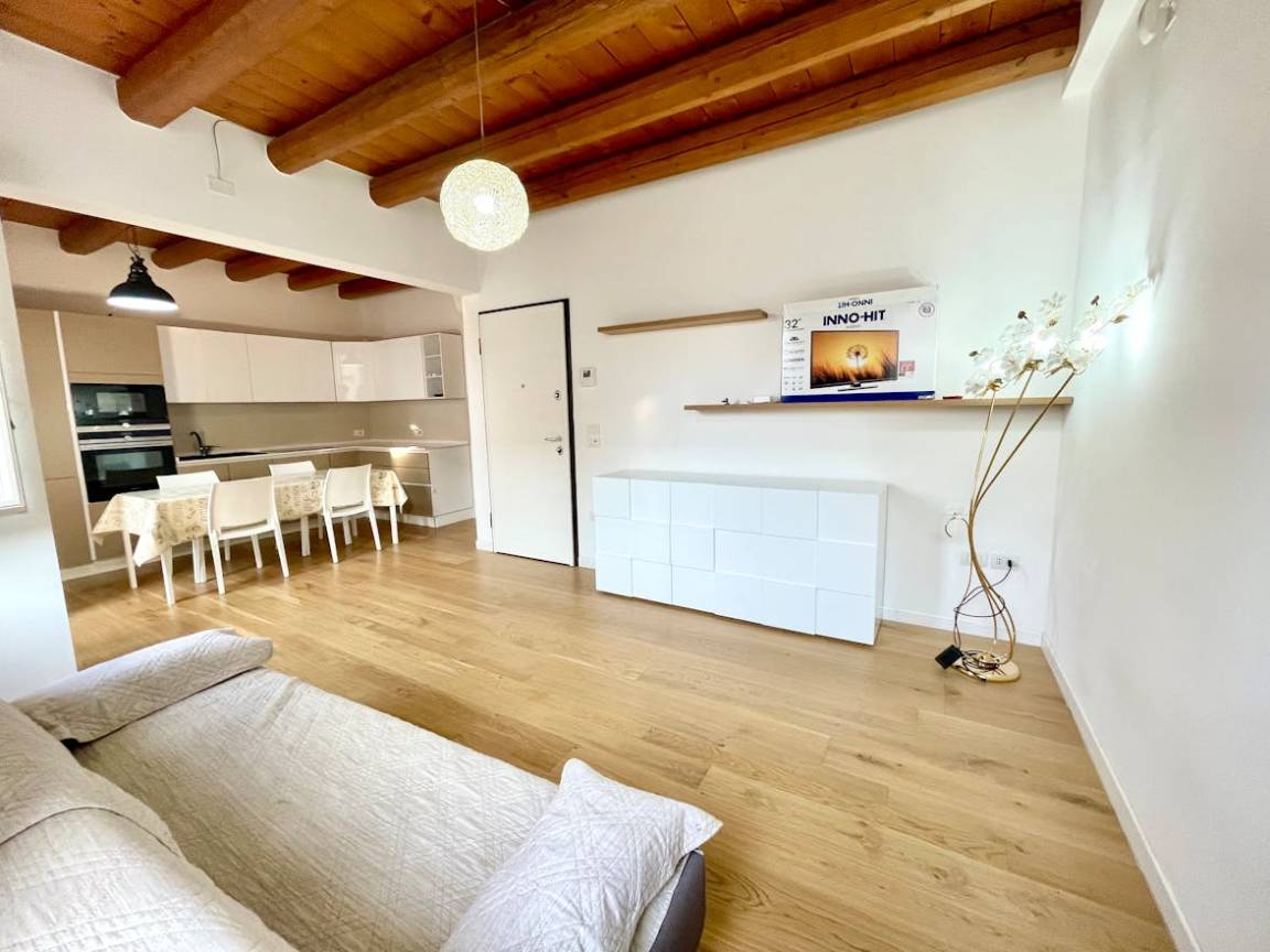 85 M² Apartment ∙ 2 Bedrooms ∙ 4 Guests - Padova