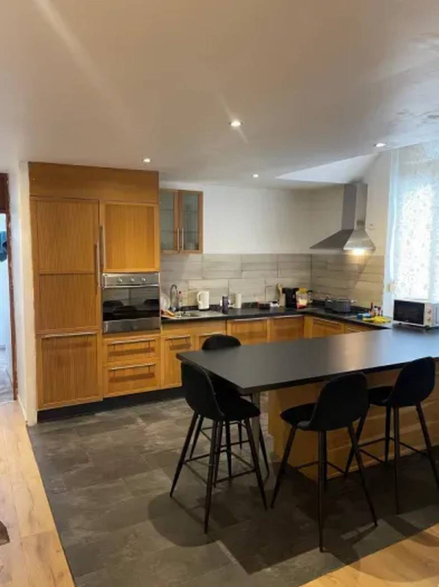 120 M² Casa ∙ 3 Habitaciones ∙ 4 Huéspedes - Mons