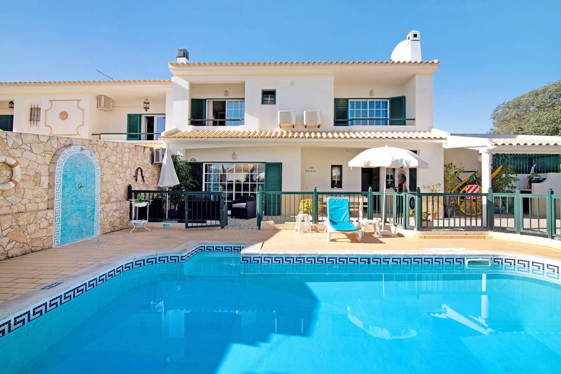 House ∙ 2 Bedrooms ∙ 4 Guests - Albufeira