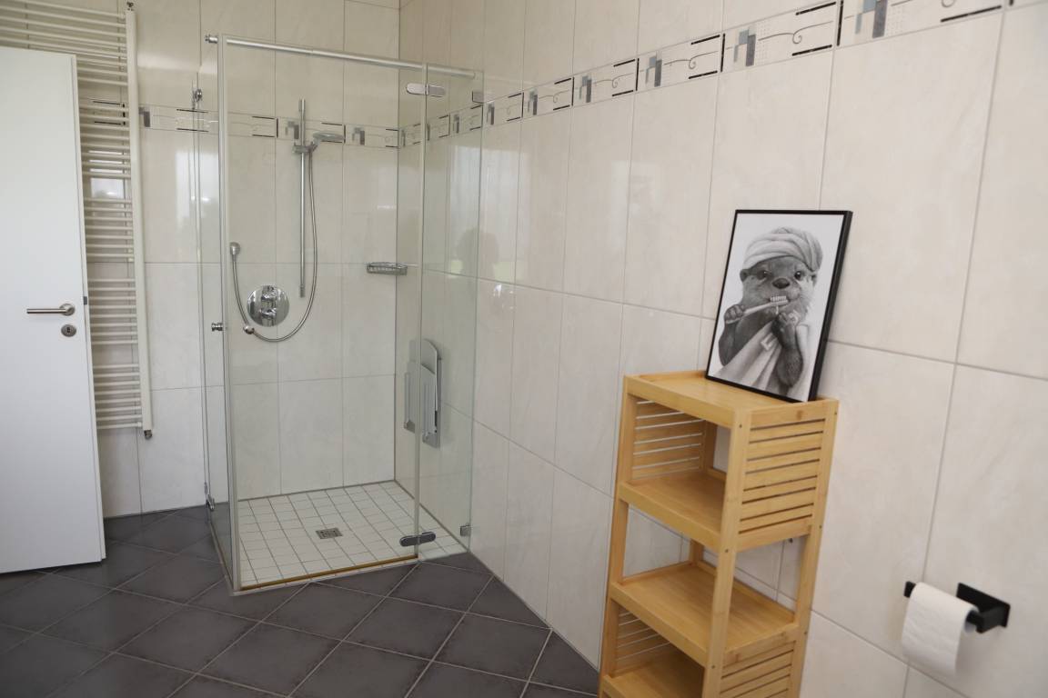 300 m² Ferienhaus ∙ 7 Schlafzimmer ∙ 20 Gäste – Bild 32