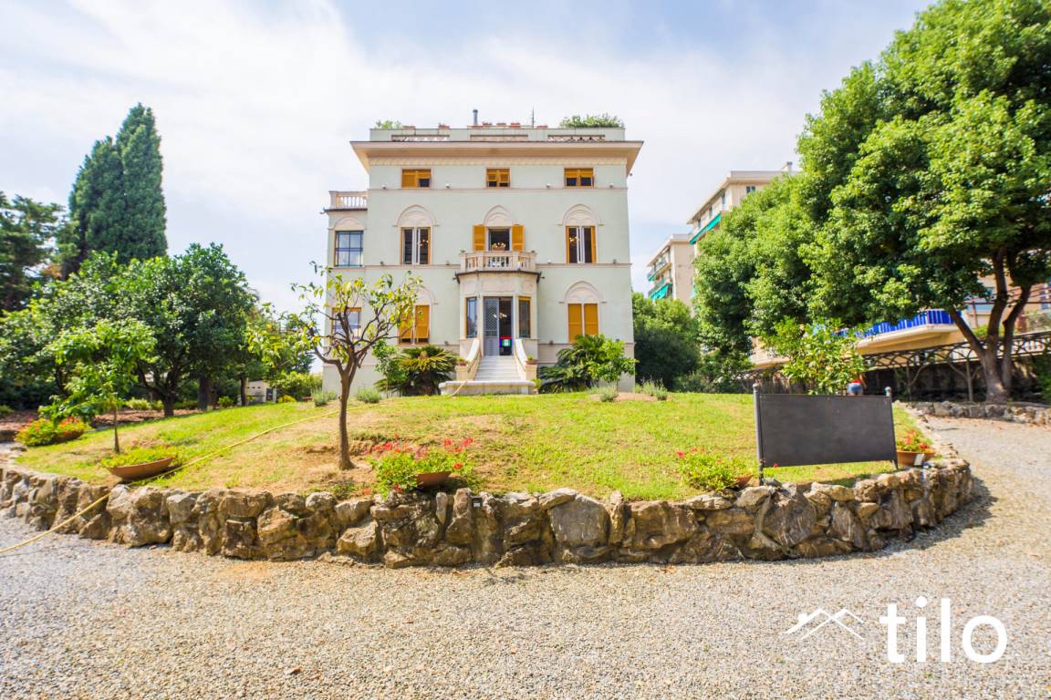 400 M² Villa ∙ 5 Bedrooms ∙ 13 Guests - Genoa