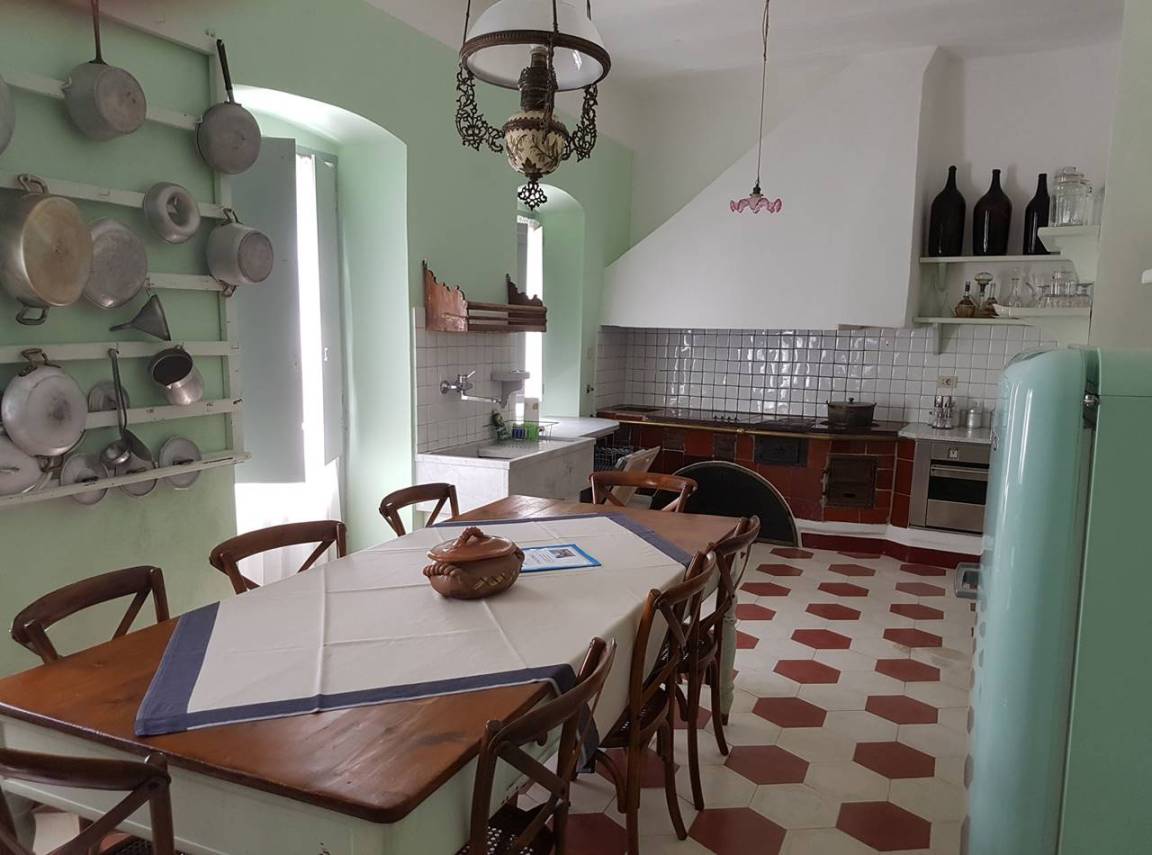20 M² Apartamento ∙ 2 Huéspedes - Finale Ligure