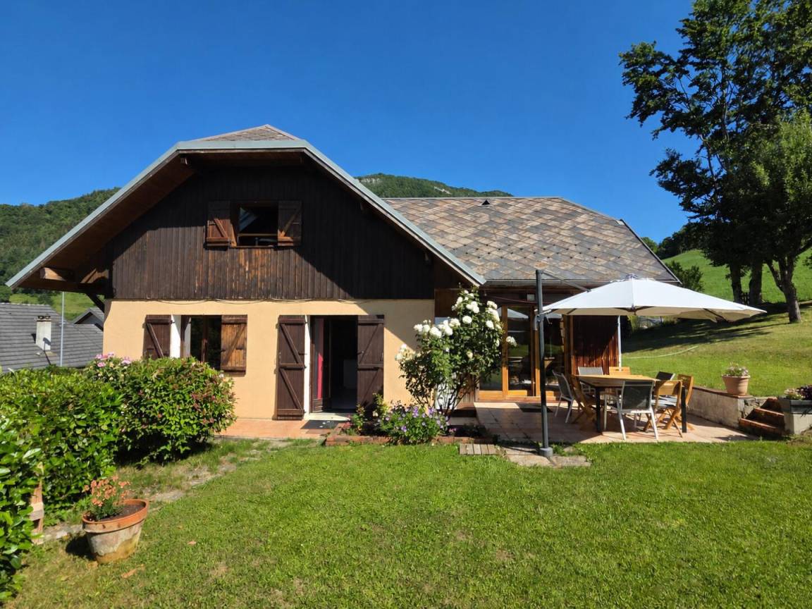 110 m&sup2; G&icirc;te 3 Schlafzimmer 8 G&auml;ste
