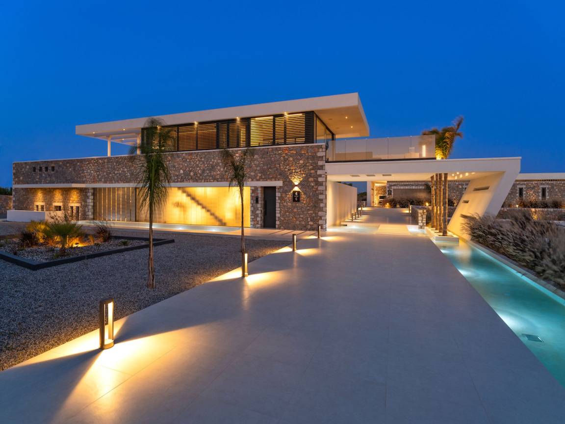 250 M² Villa ∙ 4 Slaapkamers ∙ 6 Gasten - Rodos
