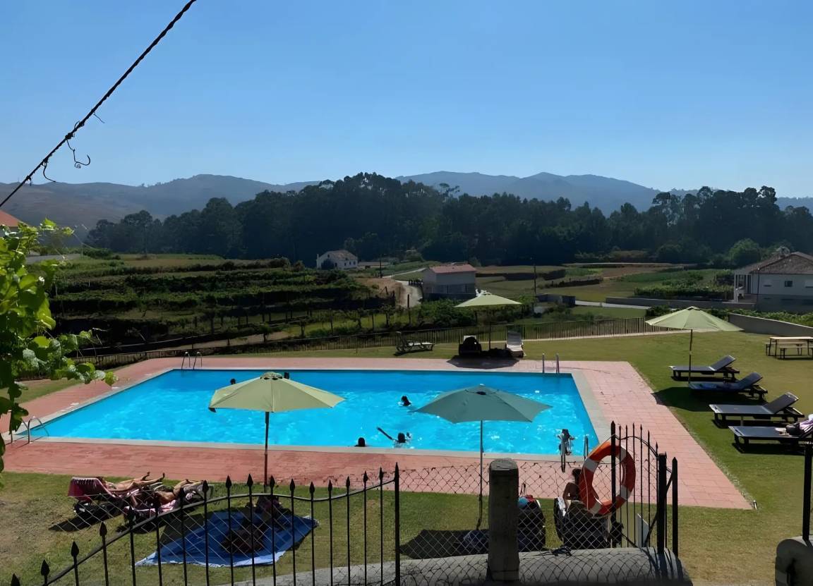 400 M² Finca ∙ 11 Bedrooms ∙ 26 Guests - Viana do Castelo