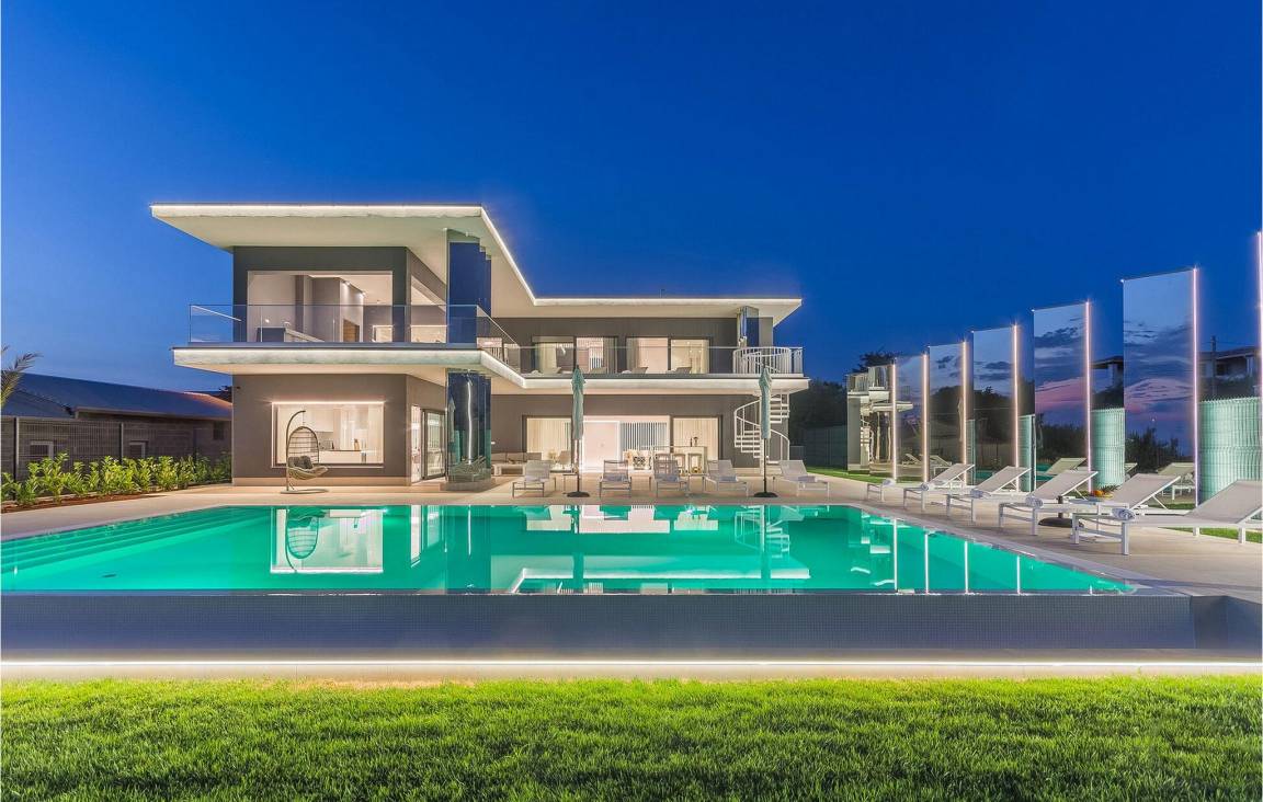 400 M² House ∙ 5 Bedrooms ∙ 10 Guests - Poreč