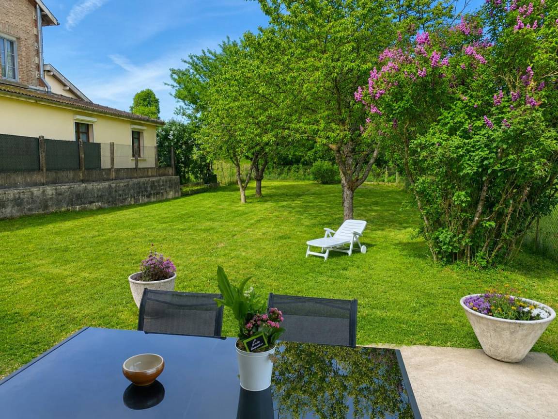 86 M² Gîte ∙ 2 Bedrooms ∙ 4 Guests - Ardennes