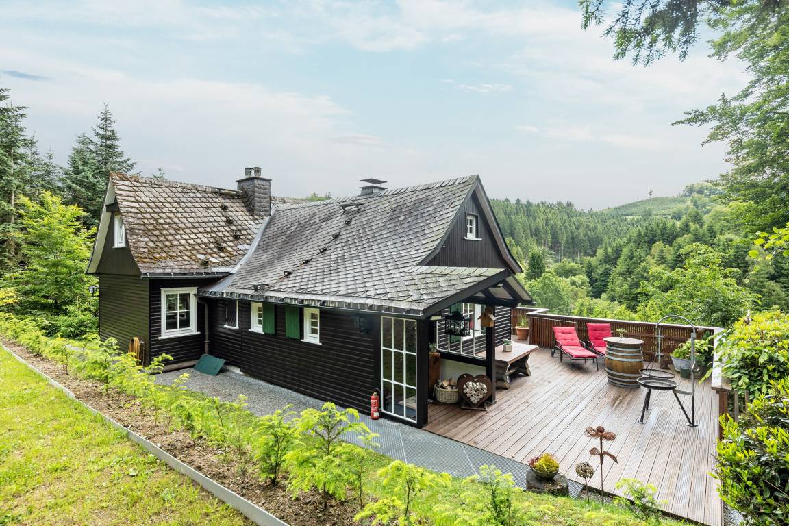 95 M² Ferienhaus ∙ 3 Schlafzimmer ∙ 6 Gäste - Schmallenberg