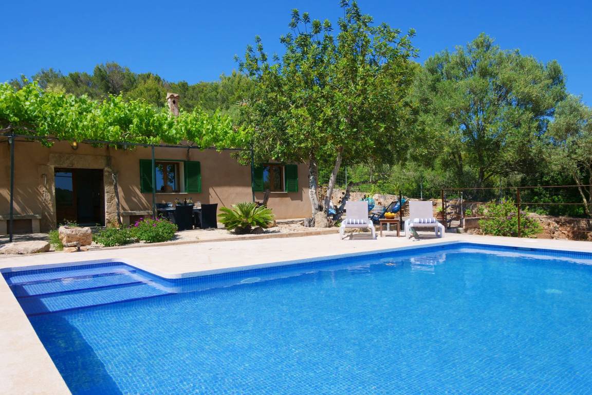 97 M² Finca ∙ 2 Bedrooms ∙ 4 Guests - Mallorca