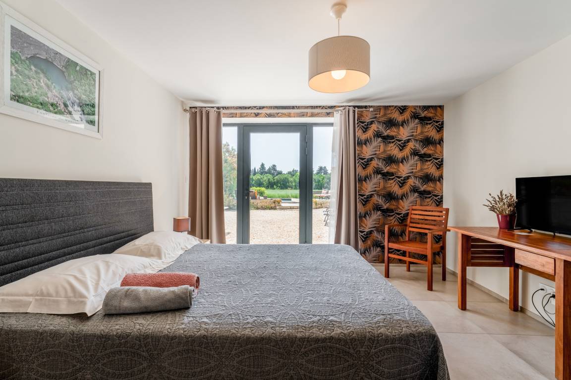 27 M² Bed & Breakfast ∙ 1 Habitación ∙ 2 Huéspedes - L'Isle-sur-la-Sorgue