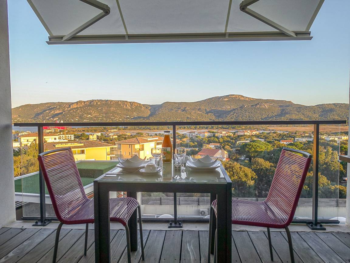 38 M² Appartement ∙ 1 Slaapkamer ∙ 2 Gasten - Palombaggia