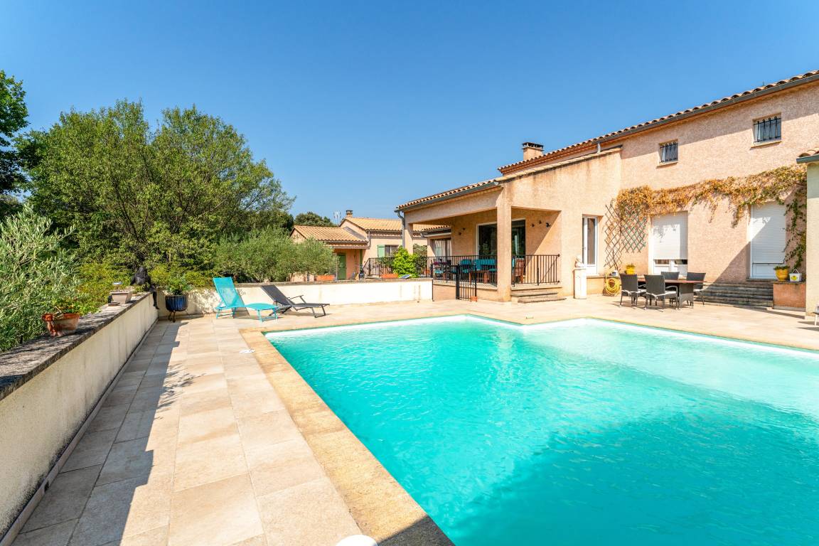 37 M² Apartment ∙ 1 Bedroom ∙ 4 Guests - Uzès