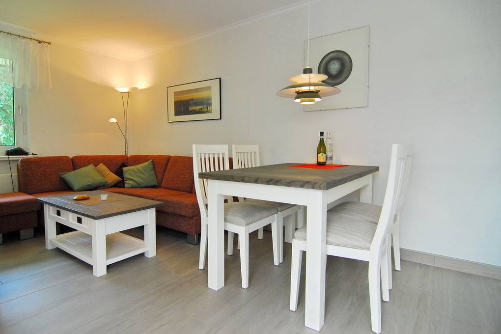 70 m² Ferienwohnung ∙ 2 Schlafzimmer ∙ 4 Gäste – Bild 3