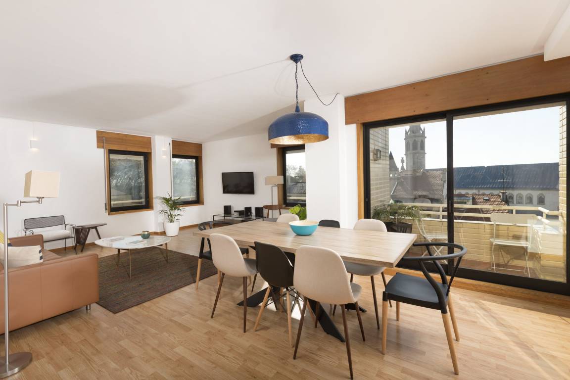 110 M² Apartamento ∙ 3 Habitaciones ∙ 8 Huéspedes - Oporto