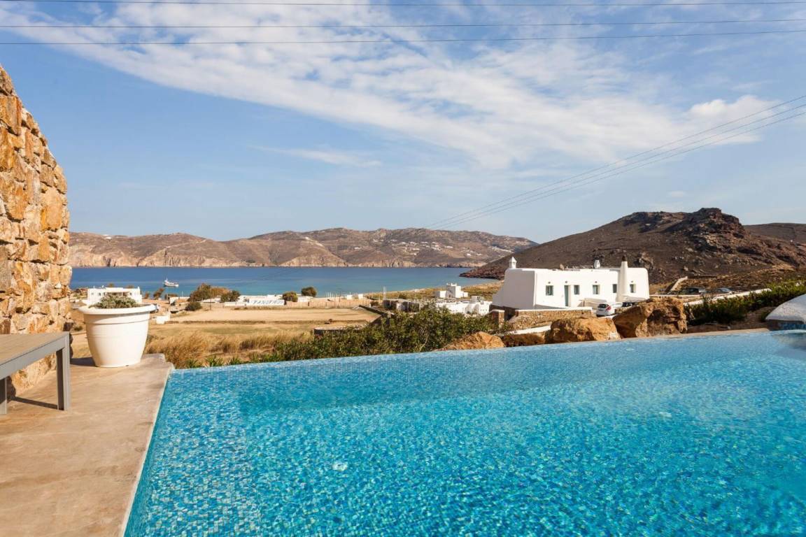 Villa ∙ 2 Bedrooms ∙ 4 Guests - Mykonos