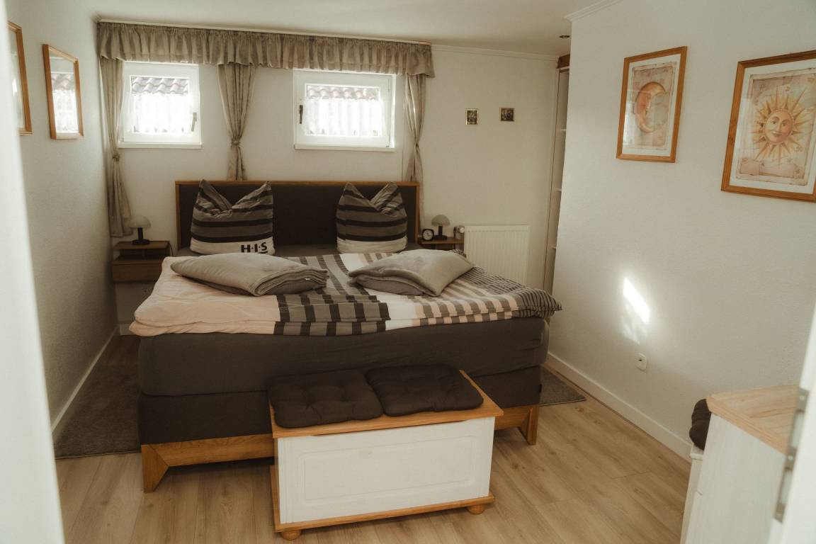 60 M² Ferienwohnung ∙ 1 Schlafzimmer ∙ 4 Gäste - Marl