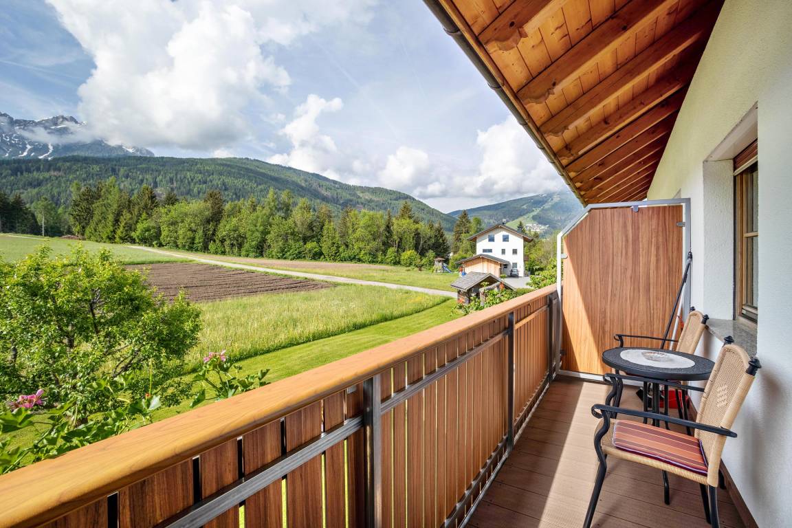 56 M² Ferienwohnung ∙ 1 Schlafzimmer ∙ 5 Gäste - Olang