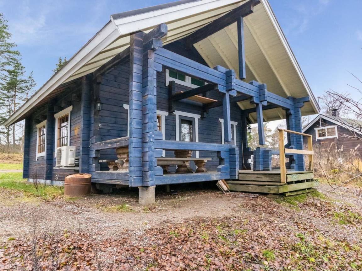 82 M² Talo ∙ 2 Makuuhuonetta ∙ 10 Vierasta - Hämeenlinna