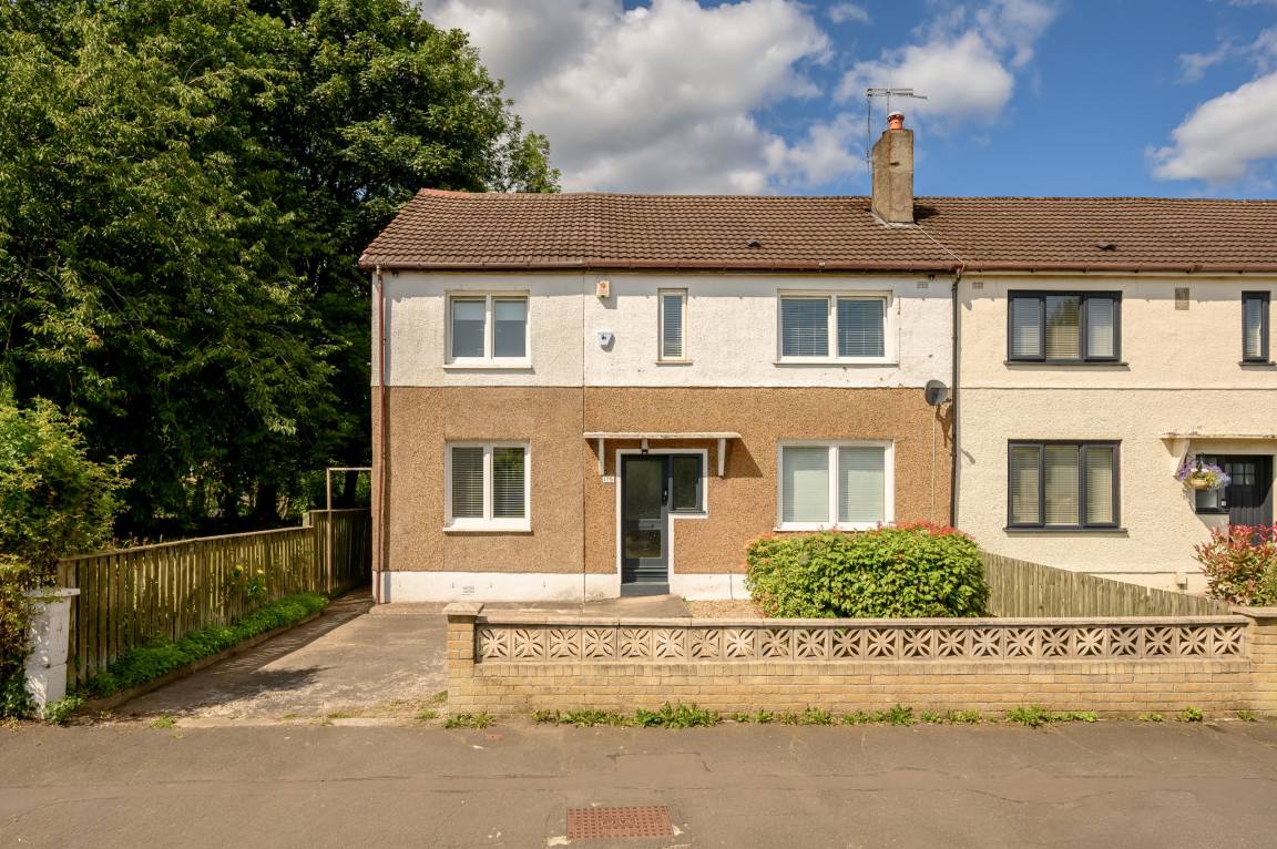 65 M² House ∙ 2 Bedrooms ∙ 5 Guests - Glasgow