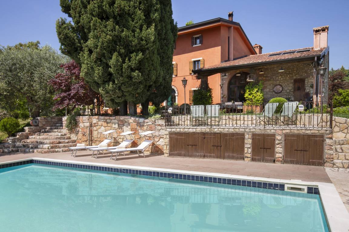 780 M² Villa ∙ 7 Habitaciones ∙ 14 Huéspedes - Verona