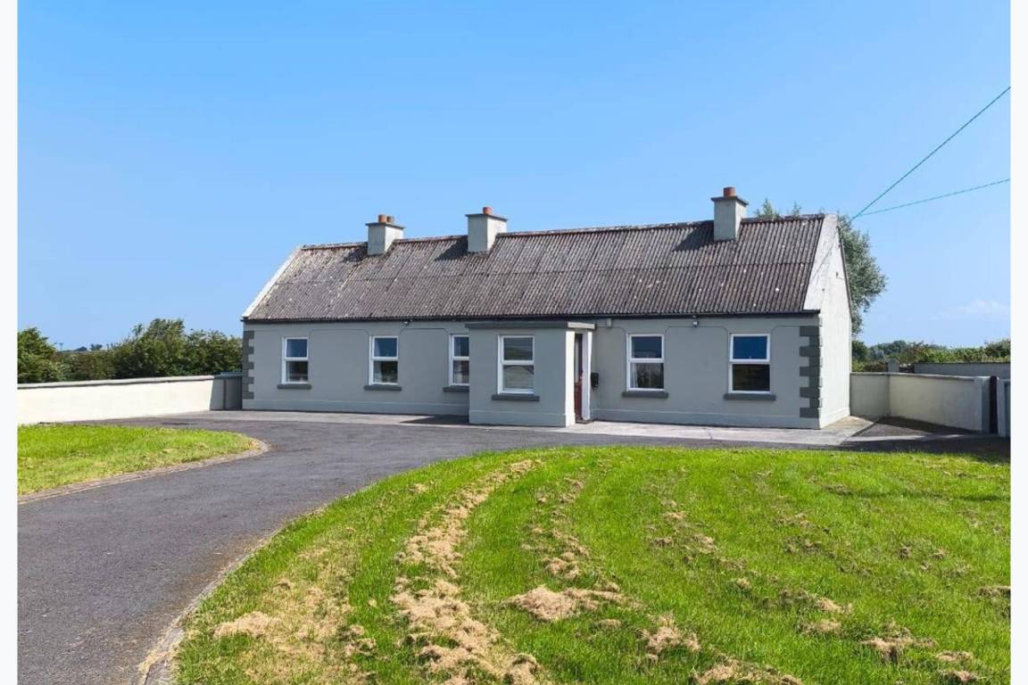 85 M² House ∙ 4 Bedrooms ∙ 6 Guests - Enniscrone