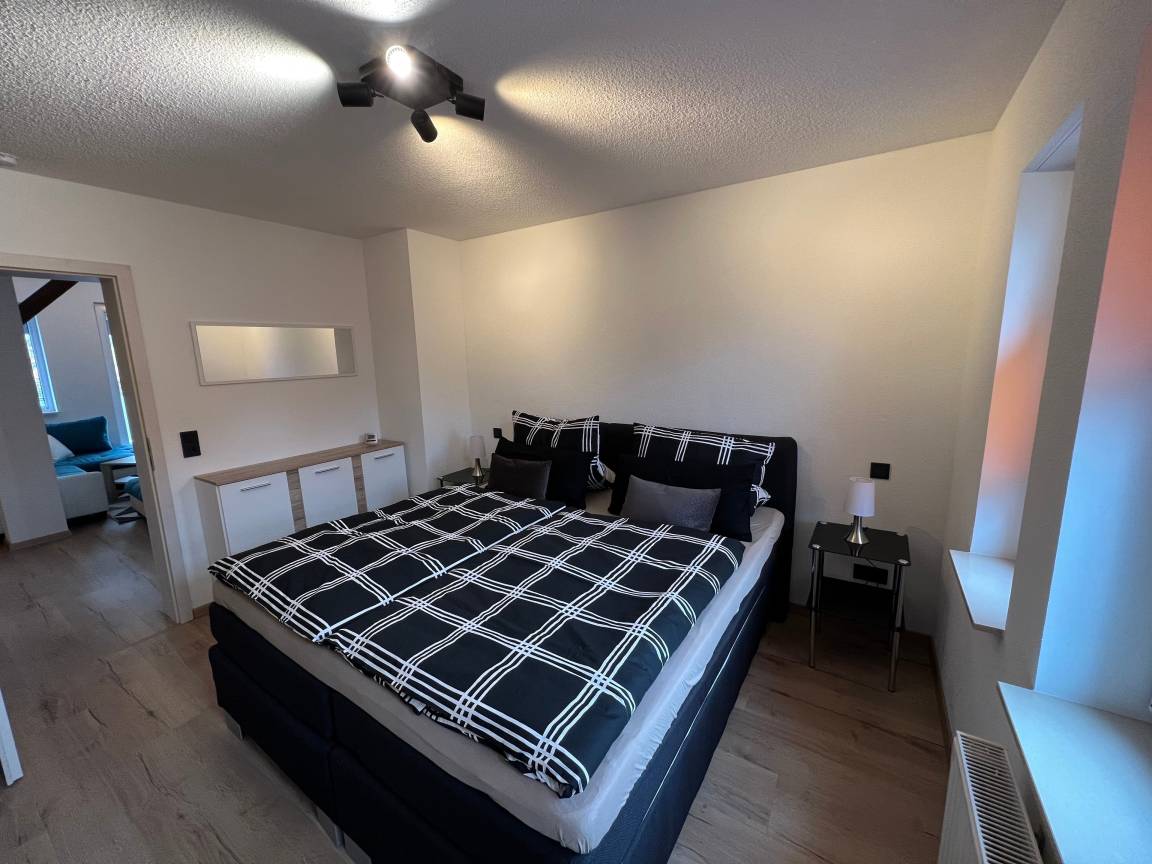 75 m² Ferienwohnung ∙ 1 Schlafzimmer ∙ 4 Gäste – Bild 12