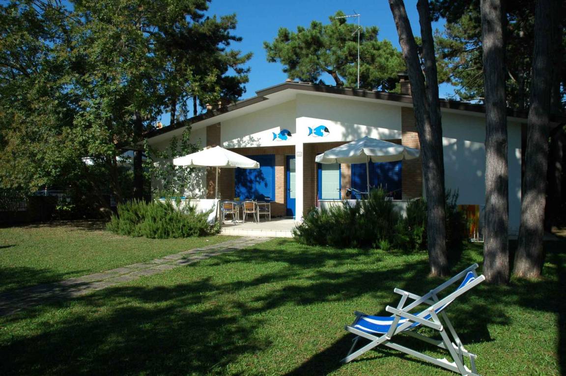 60 M² Ferienhaus ∙ 4 Schlafzimmer ∙ 7 Gäste - Lignano Pineta