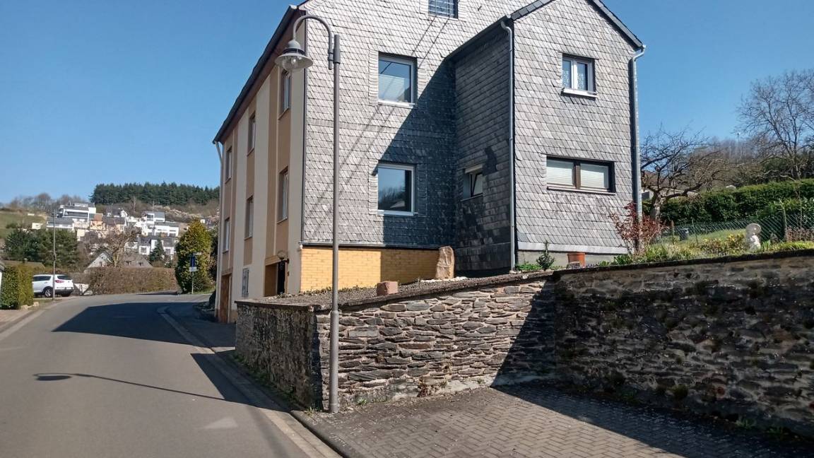 50 M² Ferienwohnung ∙ 1 Schlafzimmer ∙ 2 Gäste - Trier