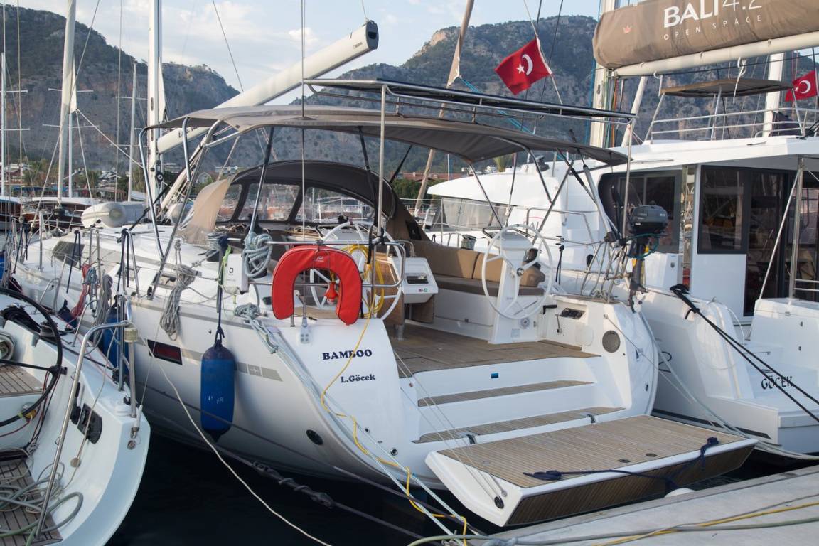 16 M² Houseboat ∙ 4 Bedrooms ∙ 8 Guests - Göcek