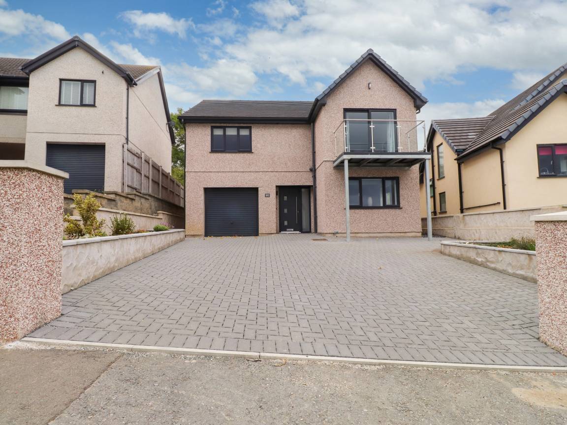 Cottage ∙ 4 Bedrooms ∙ 8 Guests - Anglesey