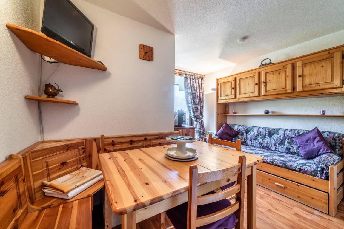 25 M² Ferienwohnung ∙ 1 Schlafzimmer ∙ 5 Gäste - Morillon