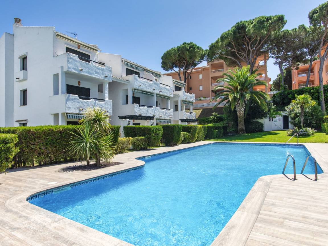 58 M² Apartamento ∙ 2 Habitaciones ∙ 4 Huéspedes - Pals